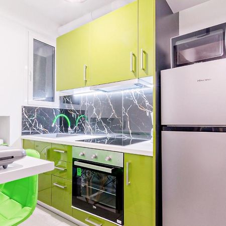 Green Rocket Studio Athens Luaran gambar