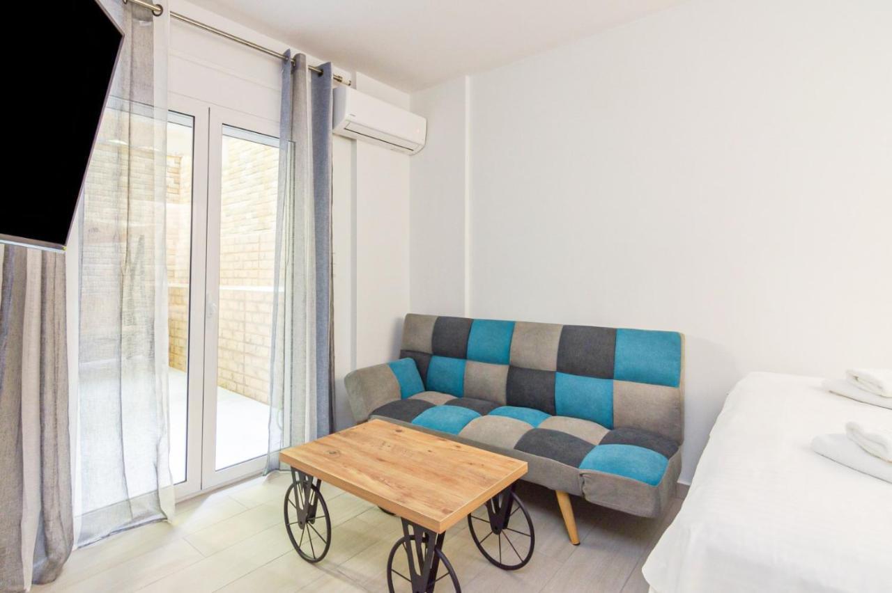 Green Rocket Studio Athens Luaran gambar