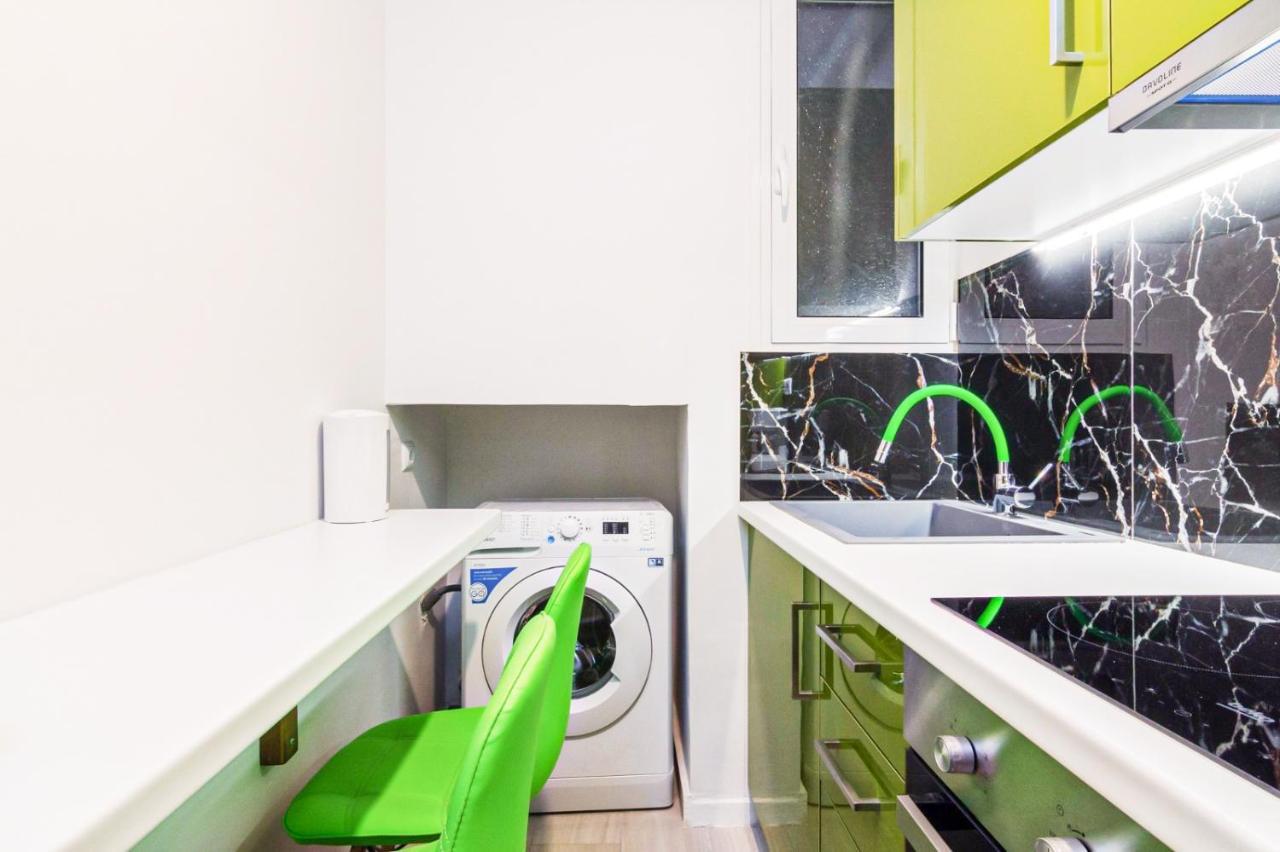 Green Rocket Studio Athens Luaran gambar